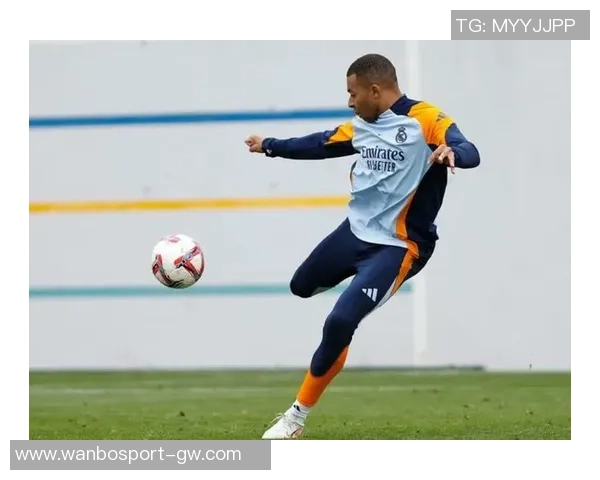 阿拉巴称赞姆巴佩为最佳球员自信能全场出战90分钟