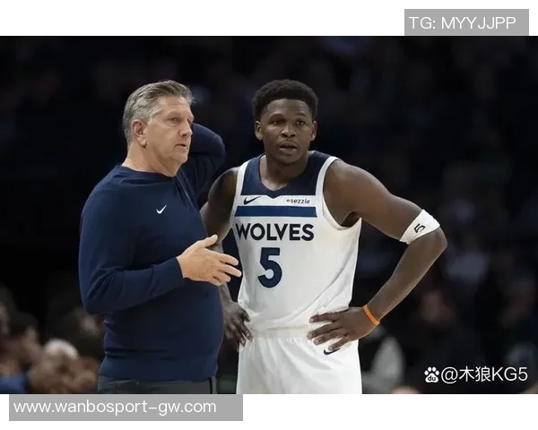 麦迪称赞爱德华兹实力与亚历山大相当甚至更胜一筹引发热议